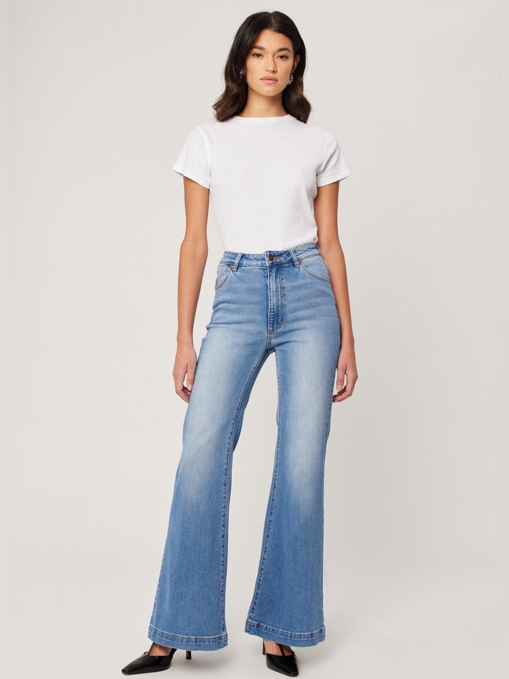 Rolla’s $160 East Coast Flare Kate Denim Jeans Mid Vintage Blue Size 25 NWT